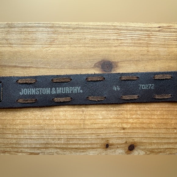 JOHNSTON & MURPHY Leather Belt 44 - Picture 3 of 5